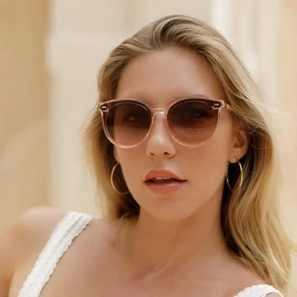 Women's Sunglasses, Trendy, Classic Round Retro Vintage Shades Large Frame - Picture 5 of 5